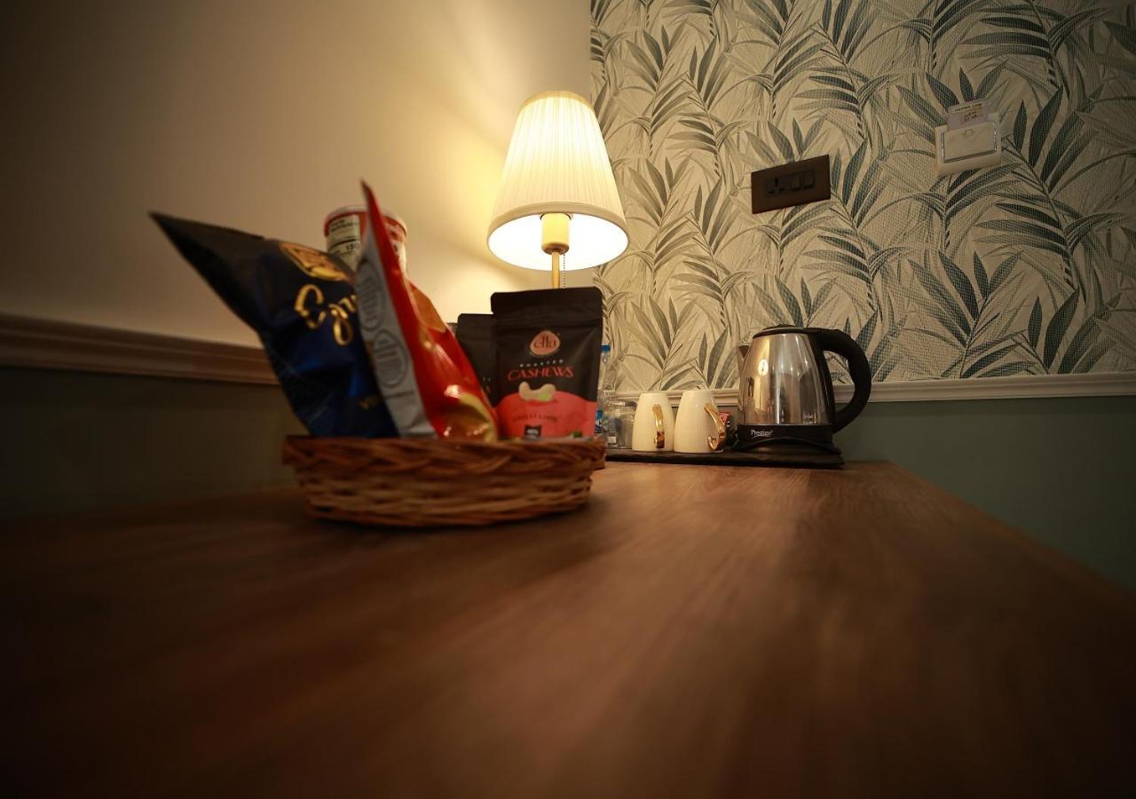 De Fleur Hotel Пондичери Екстериор снимка
